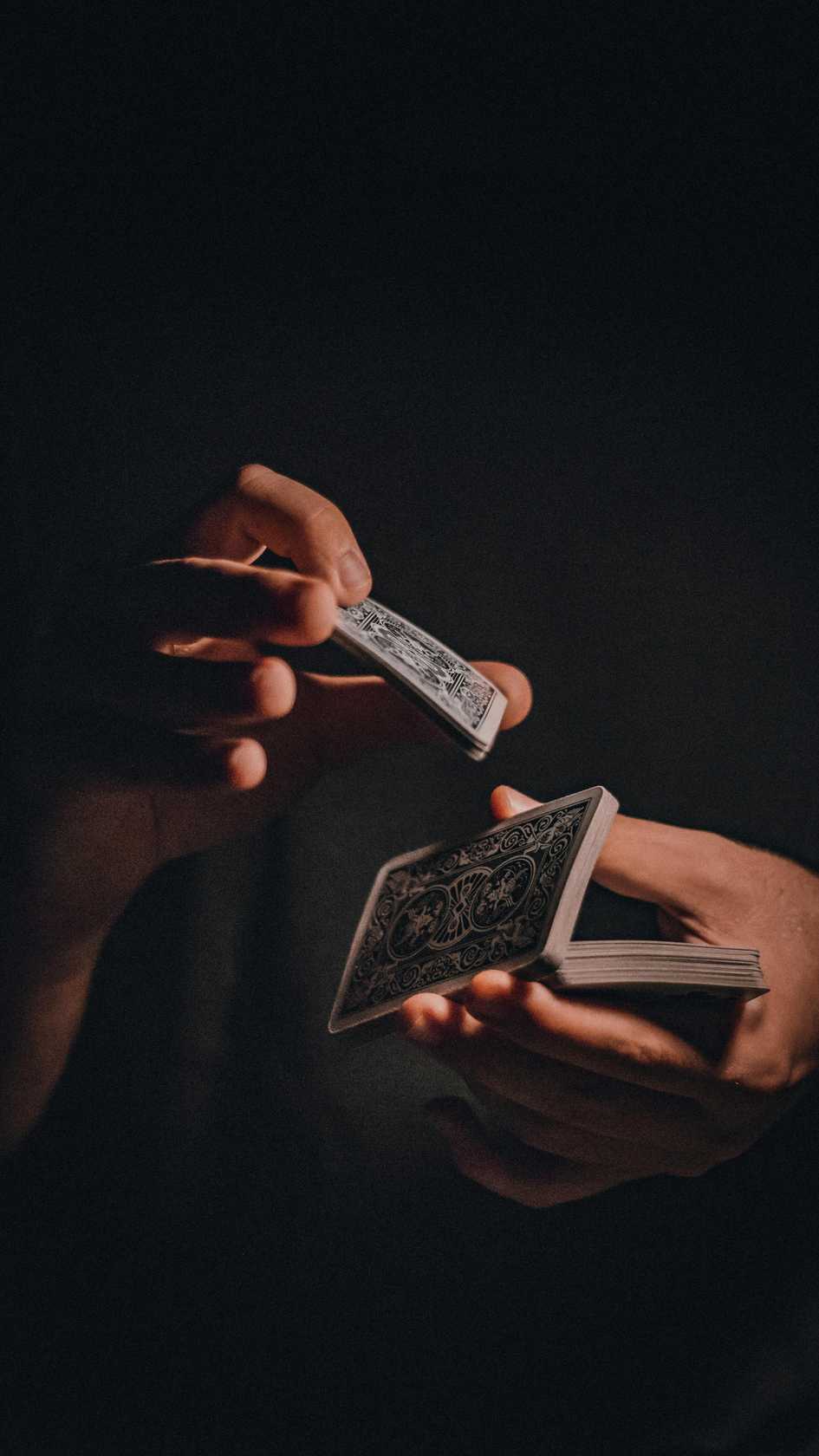 The Psychology Behind Casino Game Design: How They Keep You Playing